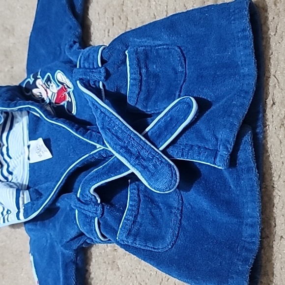 Disney Baby Bathrobe Featuring Mickey Mouse - Picture 4 of 7